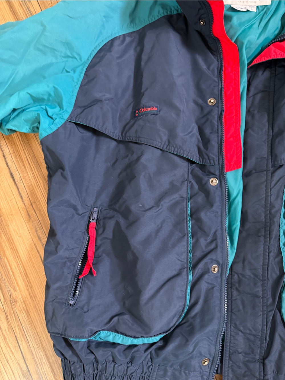 Columbia Men's Navy and Teal Lightweight Jacket 90s Vintage! Great shape - Picture 6 of 7
